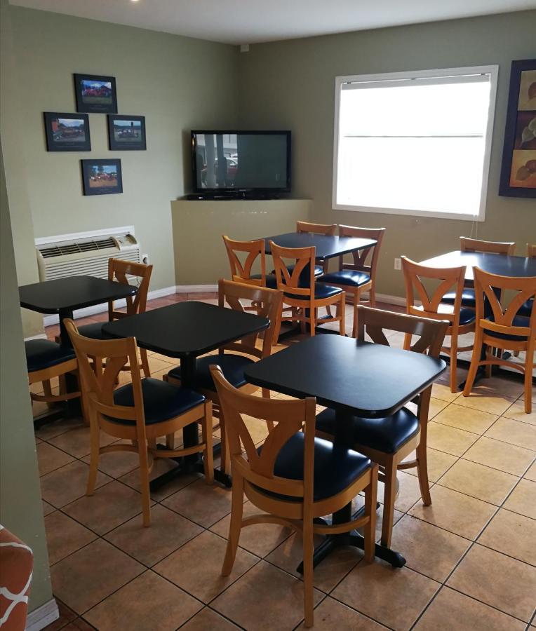 Grand Forks Inn Extérieur photo