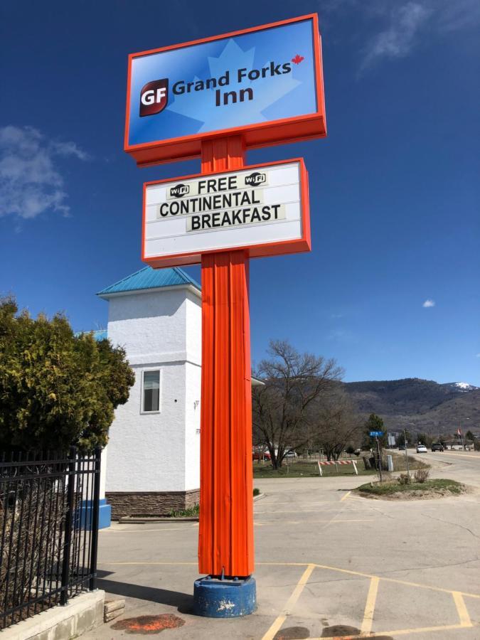 Grand Forks Inn Extérieur photo